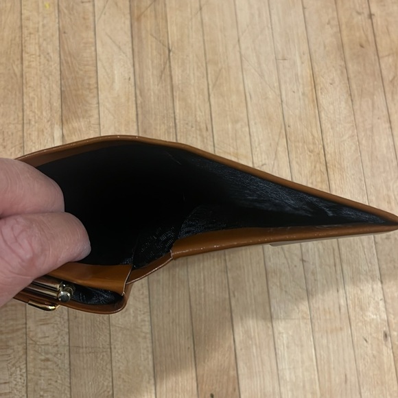 Vintage Tilley Cognac Brown Full Grain Leather Wallet Bifold Kiss Clasp - Picture 5 of 8